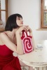 Artikelbild 1 des Artikels “Crocheted bag Red Velvet Cake aus WOOLADDICTS Sunshine “