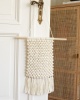 Artikelbild 1 des Artikels “Wandschmuck Aus Makramee Mit Fransen aus The Tube “