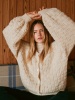 Artikelbild 1 des Artikels “Cardigan im Würfelmuster aus Natural Alpaca Pelo “
