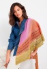Artikelbild 1 des Artikels “Halbrundes Tuch aus Cool Wool Lace Hand-Dyed “