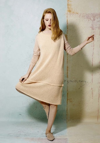 Artikelbild des Artikels “Kleid aus Alpaca Superlight 749.0248 - Altrosa | S-M (275g)“