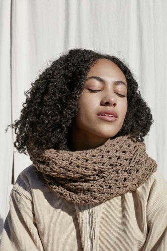 Artikelbild des Artikels “Schal oder Loop Closing Chapter aus WOOLADDICTS Love “