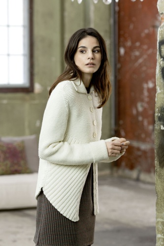 Artikelbild des Artikels “Jacke (II) aus Merino 70 “