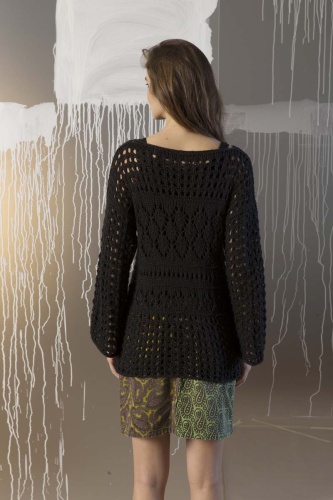 Artikelbild des Artikels “Pullover mit Lochmuster aus Amira “