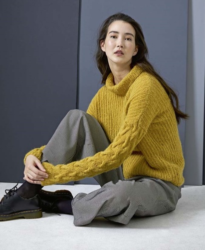 Artikelbild des Artikels “Pullover mit Zopfmusterärmeln aus Alpaca Superlight 749.0248 - Altrosa | L (350g)“
