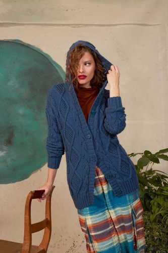Artikelbild des Artikels “Jacke mit Kapuze Daniela aus YAK “