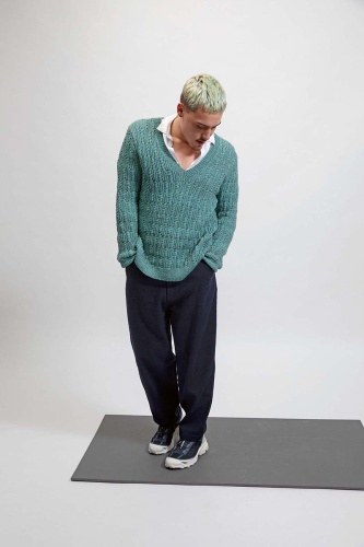 Artikelbild des Artikels “Herrenpullover Anton aus Vaya 1135.0008 - Graugrün | L (550g)“