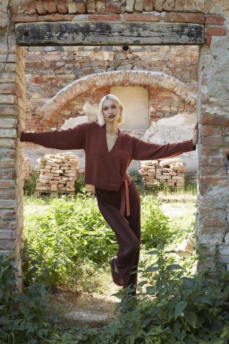 Artikelbild des Artikels “Wrap jacket Wrap It Up aus WOOLADDICTS Bliss “