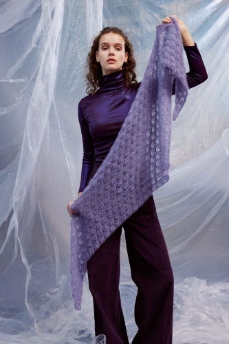 Artikelbild des Artikels “Dreiecktuch Orlana aus Mohair Luxe “