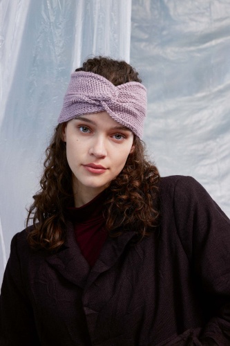 Artikelbild des Artikels “Stirnband Quinn aus Classic Silk “