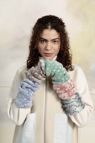 Artikelbild des Artikels “Stulpen aus Snowflake “