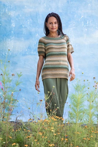 Artikelbild des Artikels “Kurzarmpullover Top Down Romina aus Silk Color “