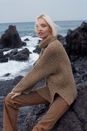 Artikelbild des Artikels “Pullover Jana aus Donegal Tweed 1143.0073 - reseda | M (600g)“
