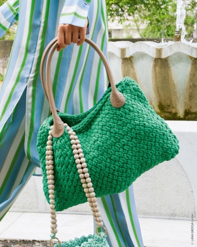 Artikelbild des Artikels “Flechtmustertasche aus The Tube “