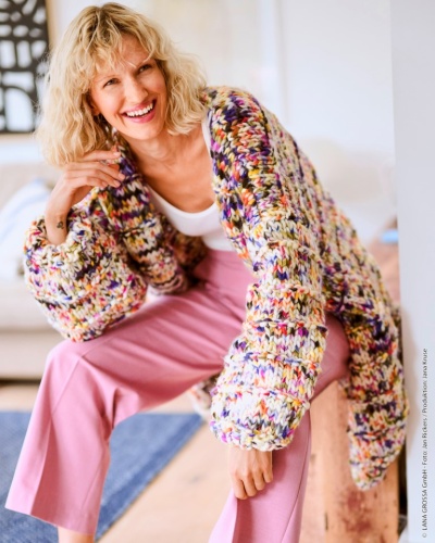 Artikelbild des Artikels “Jacke Mit Querrippenmuster aus Confetti “