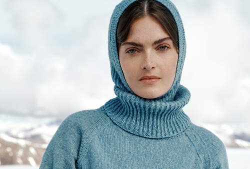 Artikelbild des Artikels “Schlauchmütze aus Cashmere 16 Fine 01 - Rosenholz | Kopfumfang 54-56cm (50g)“