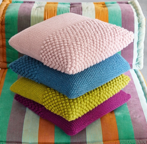 Artikelbild des Artikels “Kissenhülle mit Perl- und Noppenmuster aus Alta Moda Cashmere 16 “
