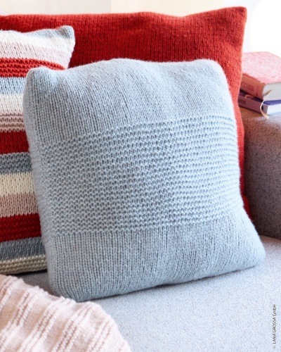 Artikelbild des Artikels “Kissenhülle Glatt Rechts Mit Kraus Rechts aus Alta Moda Cashmere 16 “