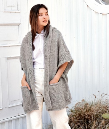 Artikelbild des Artikels “Poncho aus Lala Berlin Lovely Cotton “