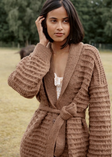 Artikelbild des Artikels “Jacke aus Alta Moda Alpaca “