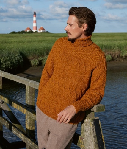 Artikelbild des Artikels “Pullover Im Mustermix aus Cool Merino “