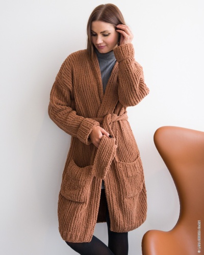 Artikelbild des Artikels “Kurzmantel Mit Bindegürtel aus The Look “