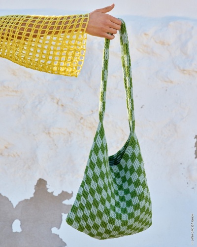 Artikelbild des Artikels “Shopper Im Karomuster In Reliefstäbchen aus Promessa “