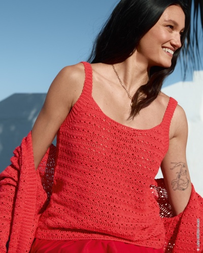 Artikelbild des Artikels “Top Im Doppelstäbchen-Stäbchenlochmuster aus Summer Cashmere “