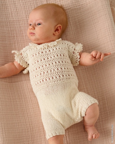 Artikelbild des Artikels “Einteiler Mit Streifenmuster aus Summer Cashmere “