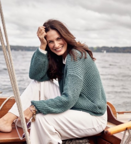 Artikelbild des Artikels “Jacke im Strukturmuster aus Alta Moda Cotolana “
