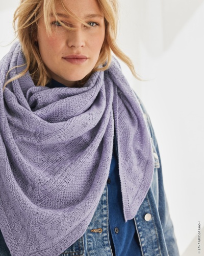 Artikelbild des Artikels “Dreieckstuch aus Cool Wool Lace 02 - Taubenblau | 175x88cm (150g)“
