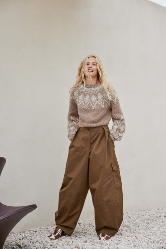 Artikelbild des Artikels “Cropped-Pullover aus Natural Lama Chunky & Orsetto & Glamour “