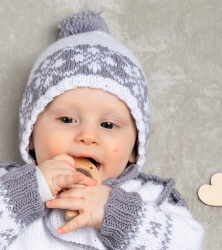 Artikelbild des Artikels “Mütze mit Norwegermuster aus Pro Lana Baby Micro “