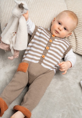 Artikelbild des Artikels “Latzhose mit Streifen aus Pro Lana Baby Merino Soft “