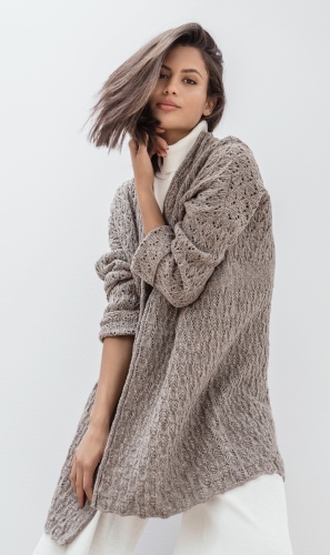 Artikelbild des Artikels “Cardigan aus Cashmere 16 Fine 64 - Zwetschgenblau | 40/42 - 44/46 (400g)“