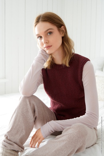 Artikelbild des Artikels “Pullunder aus Alta Moda Cashmere 16 53 - Rauchblau | 40/42 - 44/46 (250g)“