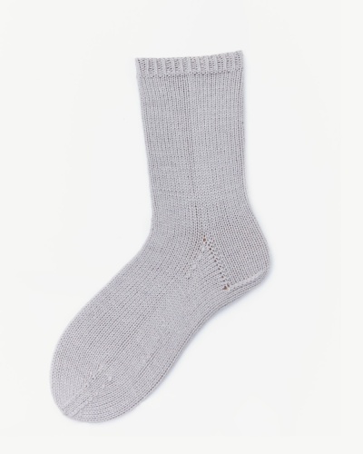 Artikelbild des Artikels “Lamana Socken aus Lima - Grundanleitung für Socken und Maßtabelle “