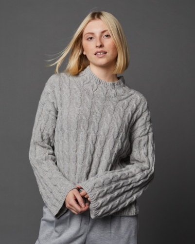 Artikelbild des Artikels “Pullover Jemma aus Lamana Como Cashmere/Modena “