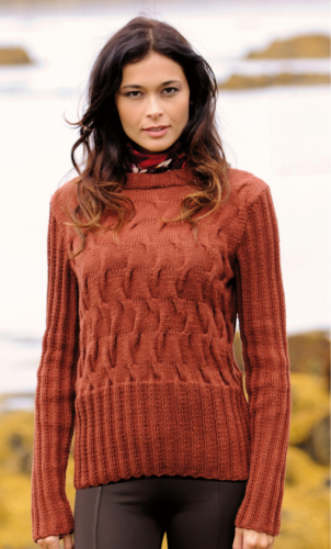 Artikelbild des Artikels “Pullover mit Zopfmuster aus Timona “