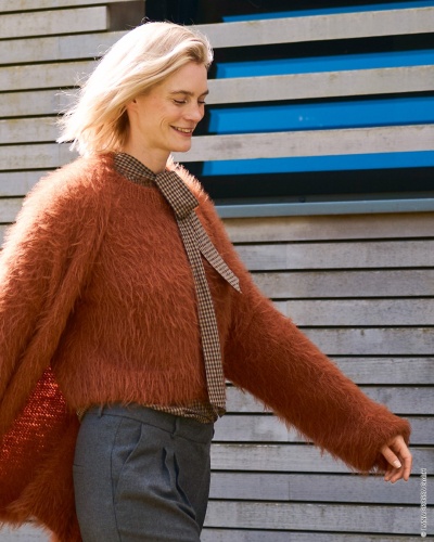 Artikelbild des Artikels “Puschel-Pullover aus Basta 103 - Maigrün/Limette/Kiwi/Apfelgrün | S, M (350g)“