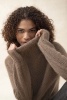 Artikelbild 3 des Artikels “Pullover mit Rollkragen aus Lace “