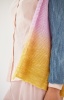 Artikelbild 3 des Artikels “Ärmelschal aus Cool Wool Lace Hand-Dyed “