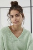 Artikelbild 5 des Artikels “Pullover mit V-Ausschnitt aus Amira “