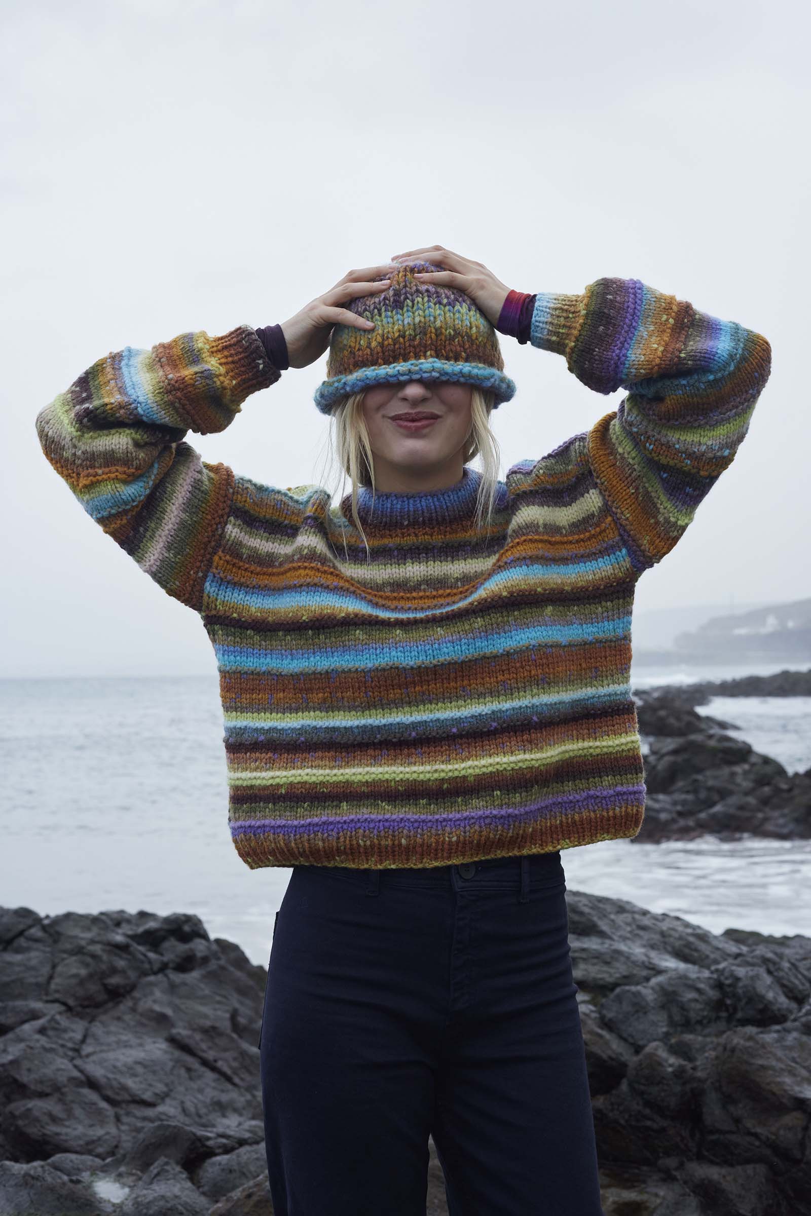 Artikelbild 1 des Artikels “Sweater Find Joy aus Mystery “