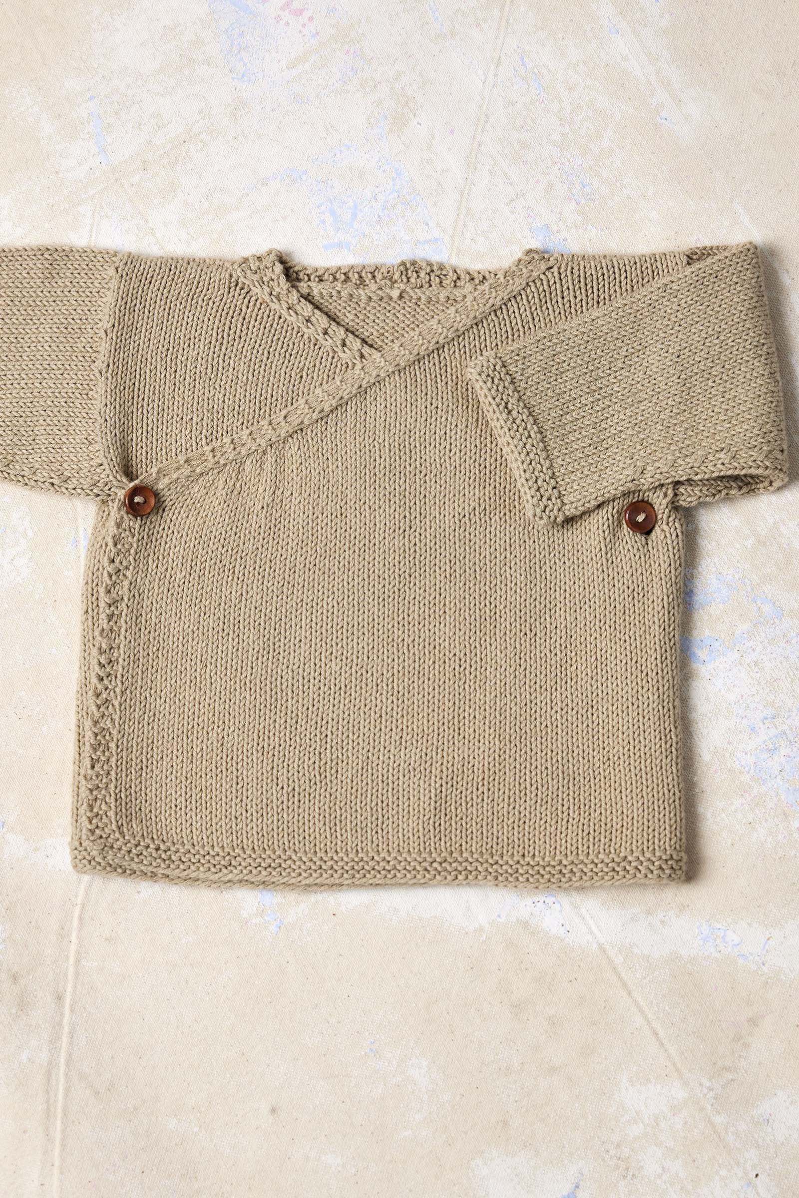 Artikelbild 1 des Artikels “Wickeljacke Anders aus Baby Cotton Naturally Colored “