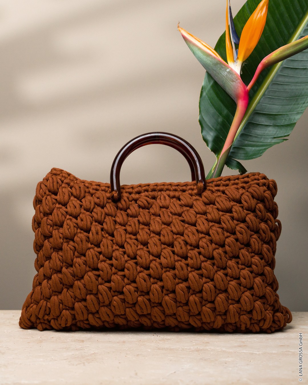 Artikelbild 1 des Artikels “Henkeltasche aus The Tube “