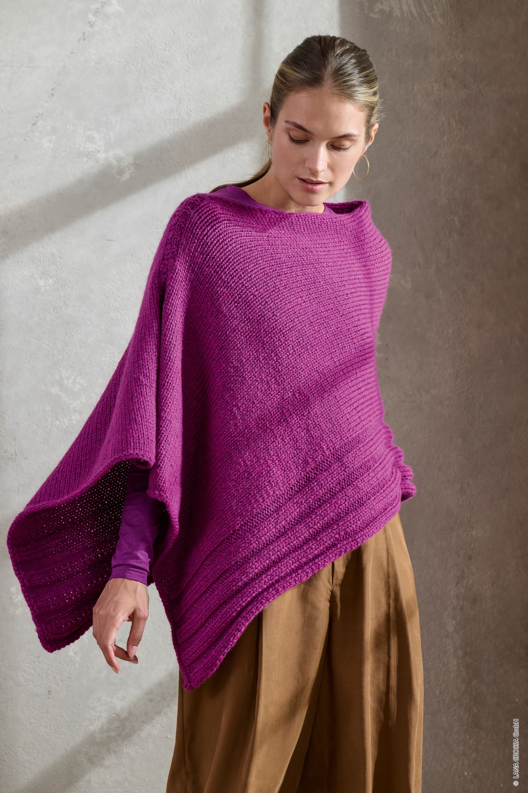 Artikelbild 1 des Artikels “Poncho Mit Rippenmuster aus Cool Merino Big “