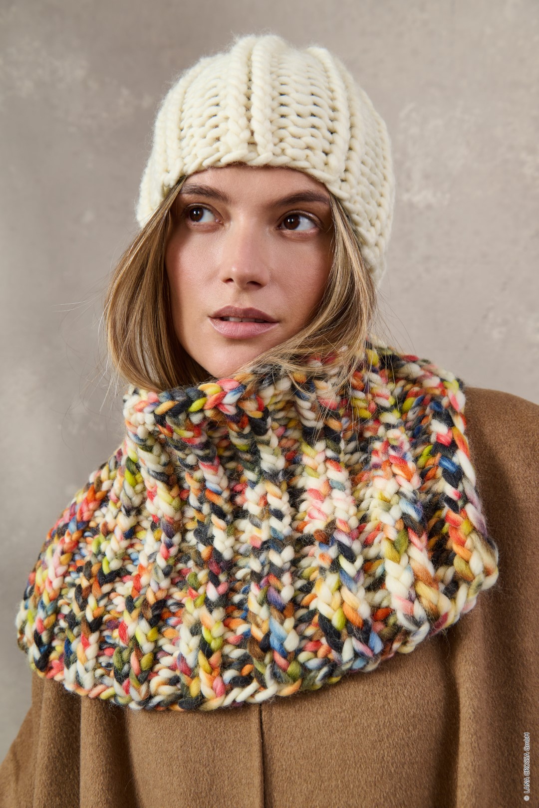 Artikelbild 1 des Artikels “Loop Mit Rippenmuster aus Confetti “