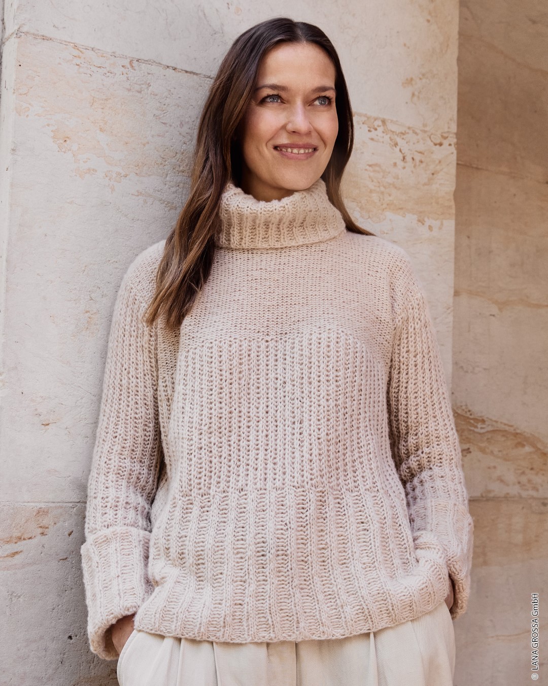 Artikelbild 1 des Artikels “Pullover In Patentmuster aus Soffio “