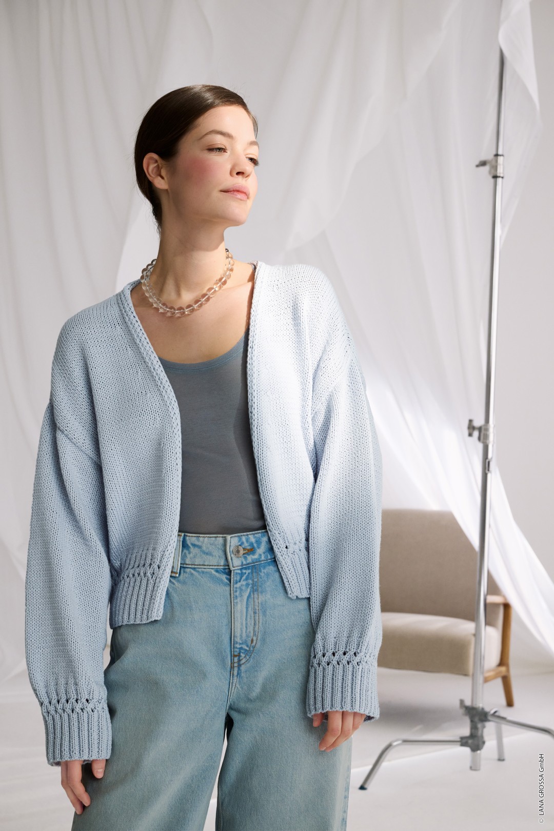 Artikelbild 1 des Artikels “Cardigan Mit Zopfmuster-Details aus Promessa “